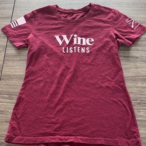 Grunt Style Women's Burgundy Wine Listens Tee